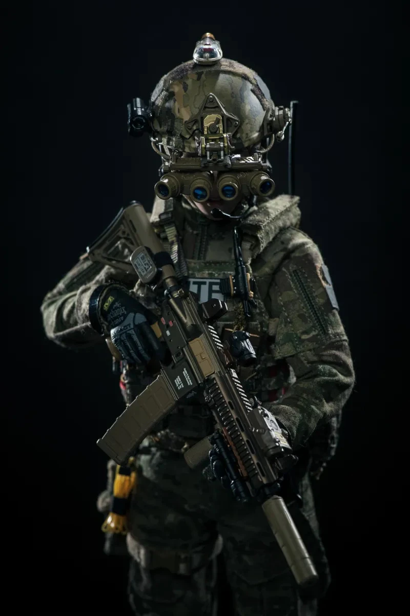 VeryCool MTF Alpha-9 Female Team Member 1/6 Scale Action Figure VCF-2063 7 VeryCool MTF Alpha-9 Female Team Member 1/6 Scale Action Figure VCF-2063 - Image 5