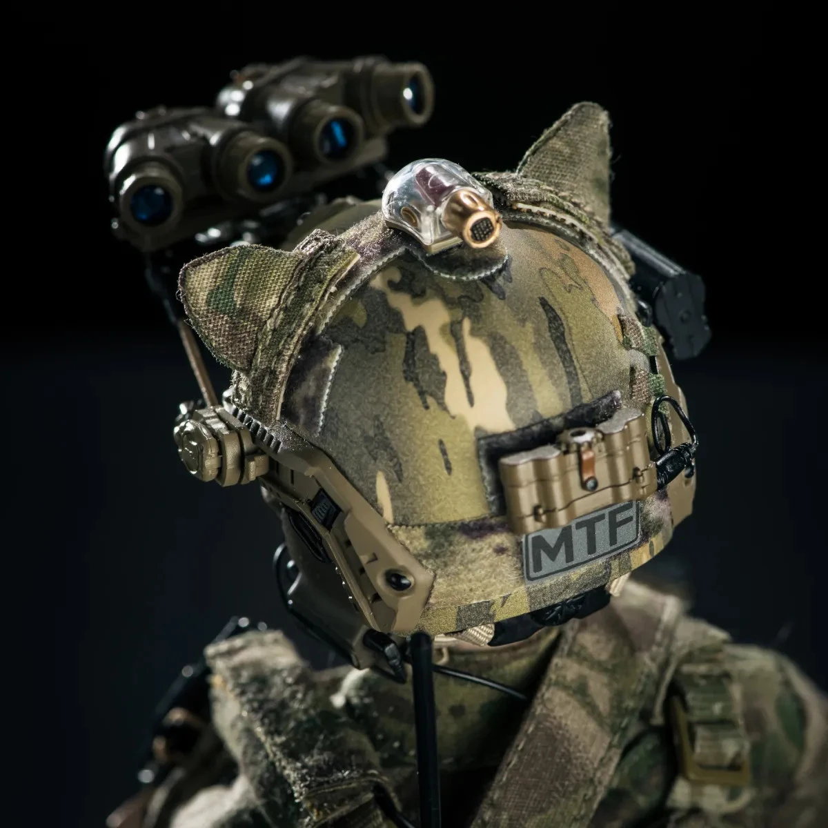 VeryCool MTF Alpha-9 Female Team Member 1/6 Scale Action Figure VCF-2063 18 VeryCool MTF Alpha-9 Female Team Member 1/6 Scale Action Figure VCF-2063 - Image 16