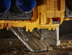 HASBRO TRANSFORMERS WAR FOR CYBERTRON: KINGDOM TITAN ARK ACTION FIGURE -US Model Figures Sales 2024 ce671f3a 5828 4c39 b9a3 c16f4513ef99 37720.1618016854