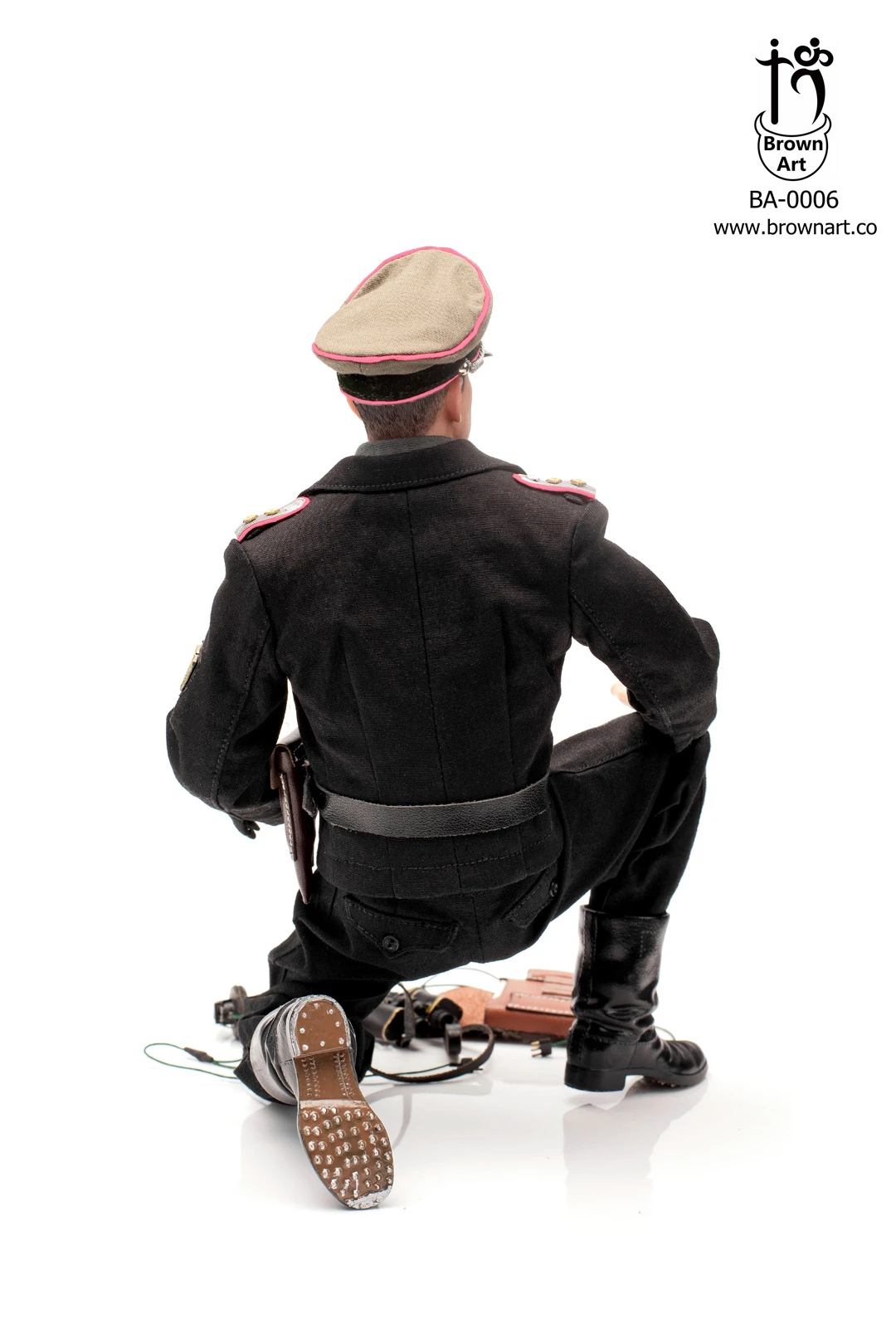 BROWN ART WWII GERMAN PANZER COMMANDER 1/6 SCALE ACTION FIGURE (TWO TYPES) BA-0006 18 BROWN ART WWII GERMAN PANZER COMMANDER 1/6 SCALE ACTION FIGURE (TWO TYPES) BA-0006 - Image 16