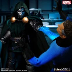 Mezco Toys One:12 Collective Marvel Comics Doctor Doom 1/12 Scale Action Figure -US Model Figures Sales 2024 x800 12941 95096.1651183963