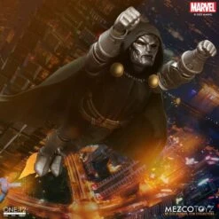 Mezco Toys One:12 Collective Marvel Comics Doctor Doom 1/12 Scale Action Figure -US Model Figures Sales 2024 x800 12942 04042.1651183965